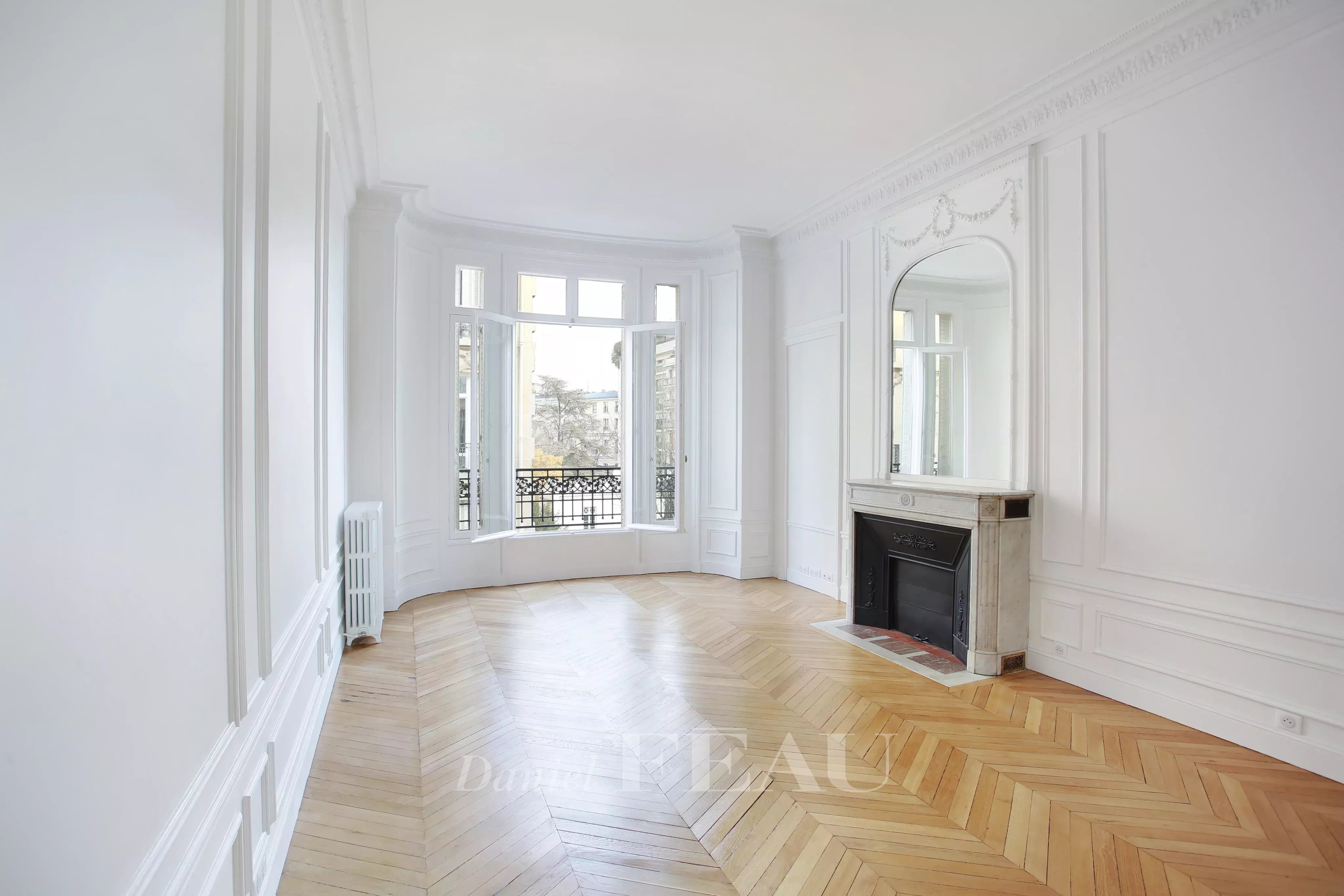 Paris 16th District – A 3-bed apartment rented unfurnished