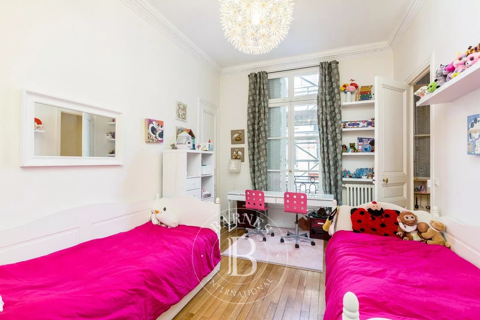 Daire Paris 8ème - picture 12