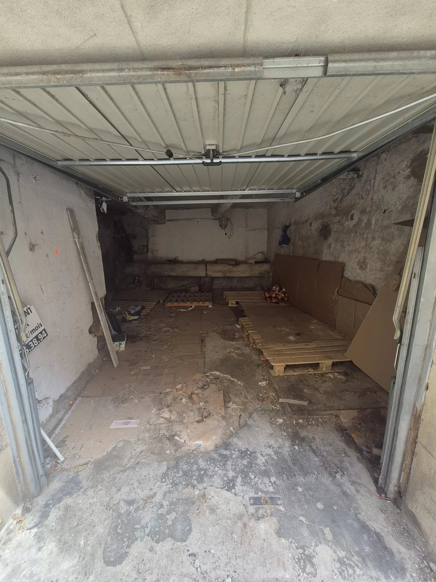 GARAGE A VENDRE PROCHE DES HALLES - Photo 3