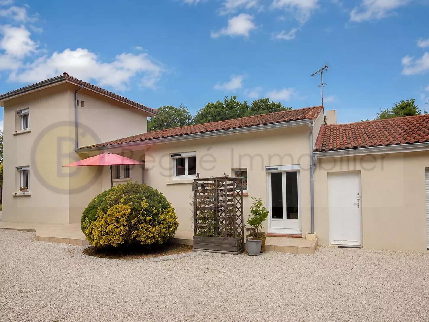 Maison T5 au coeur de la commune de Brax