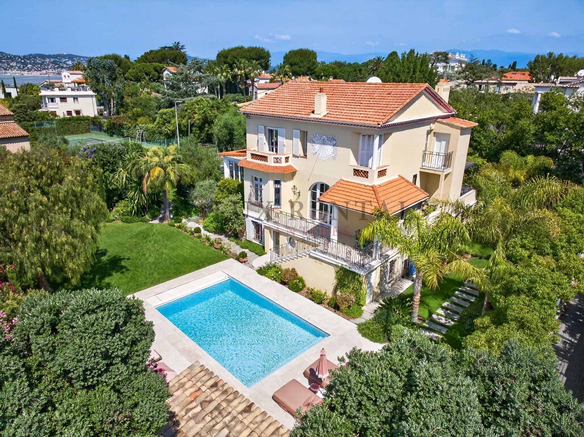 Location saisonnière Appartement Antibes Cap d'Antibes