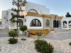Ibiza - Rustic-German Style Villa — photo 2 of 14
