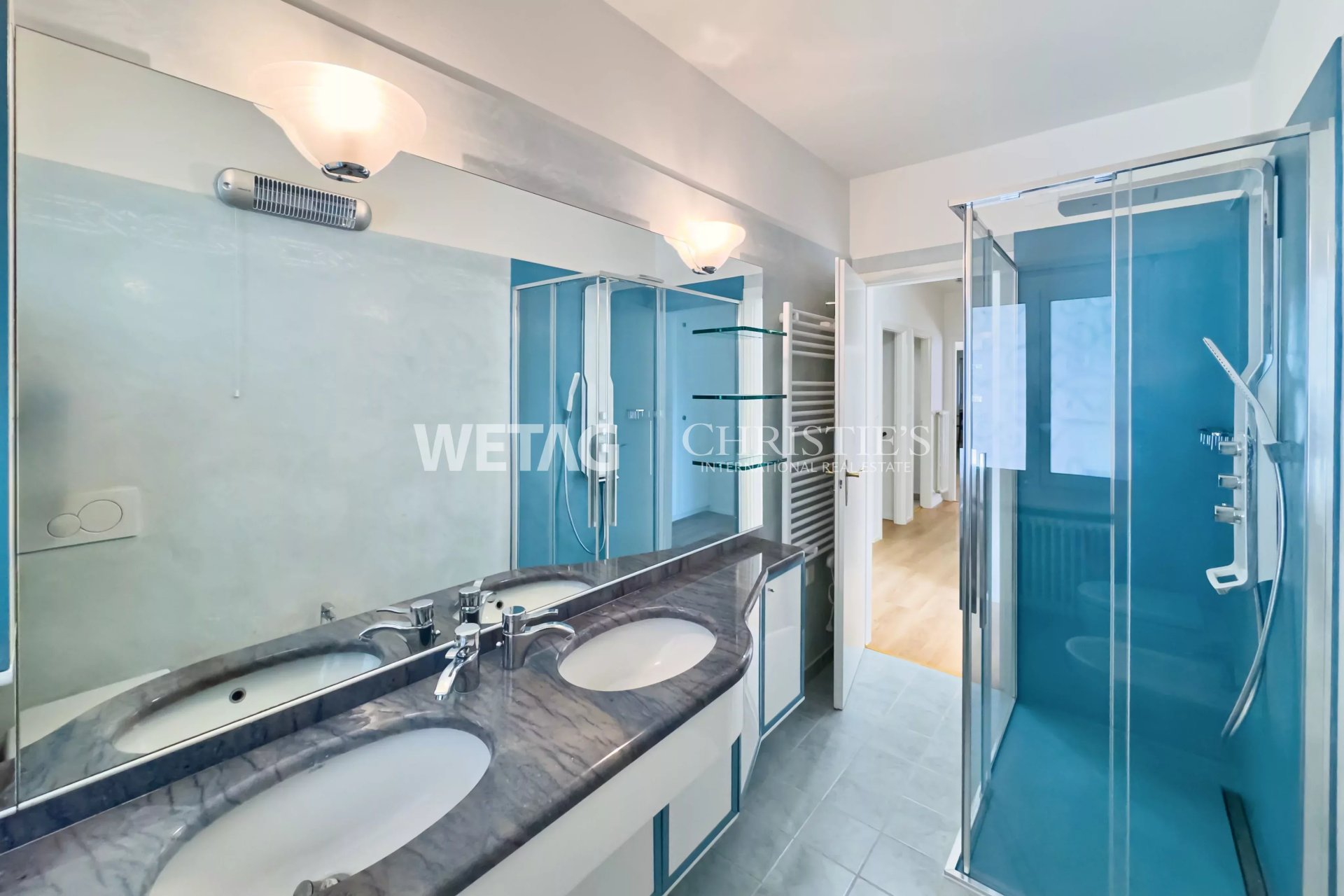 5 Bedroom Villa/Townhouse's Image 5