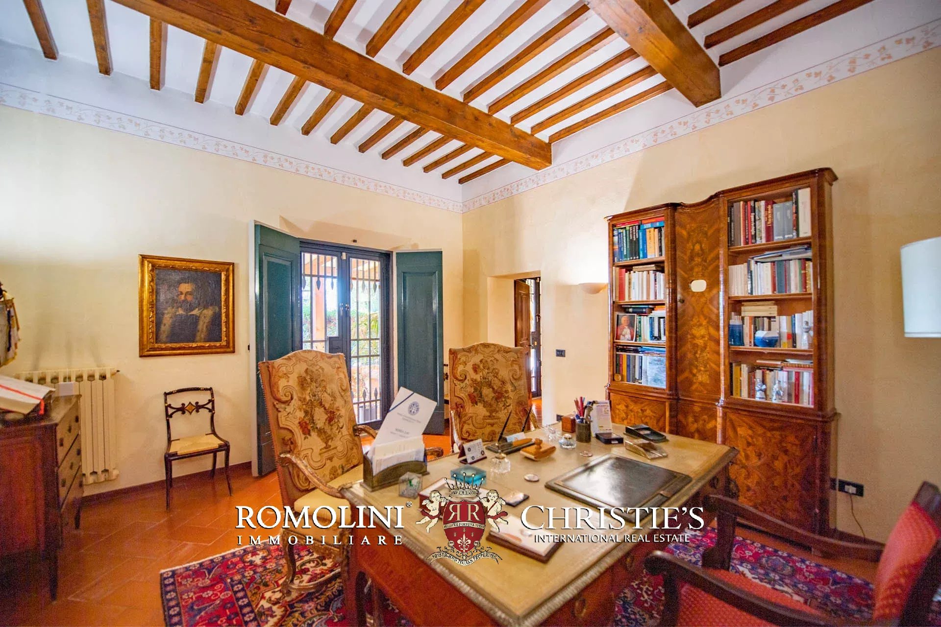 9 Bedroom Chateau's Image 40