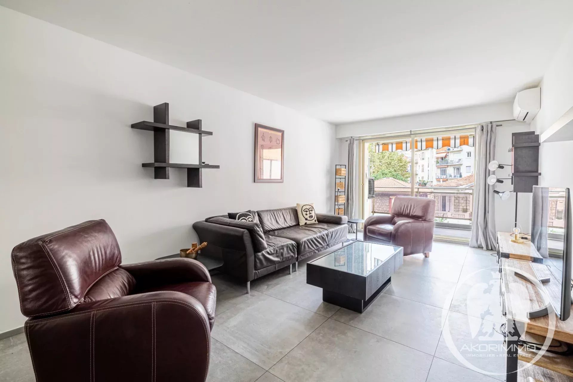 3P - Liberation/Valrose - Terrace - Cellar and parking