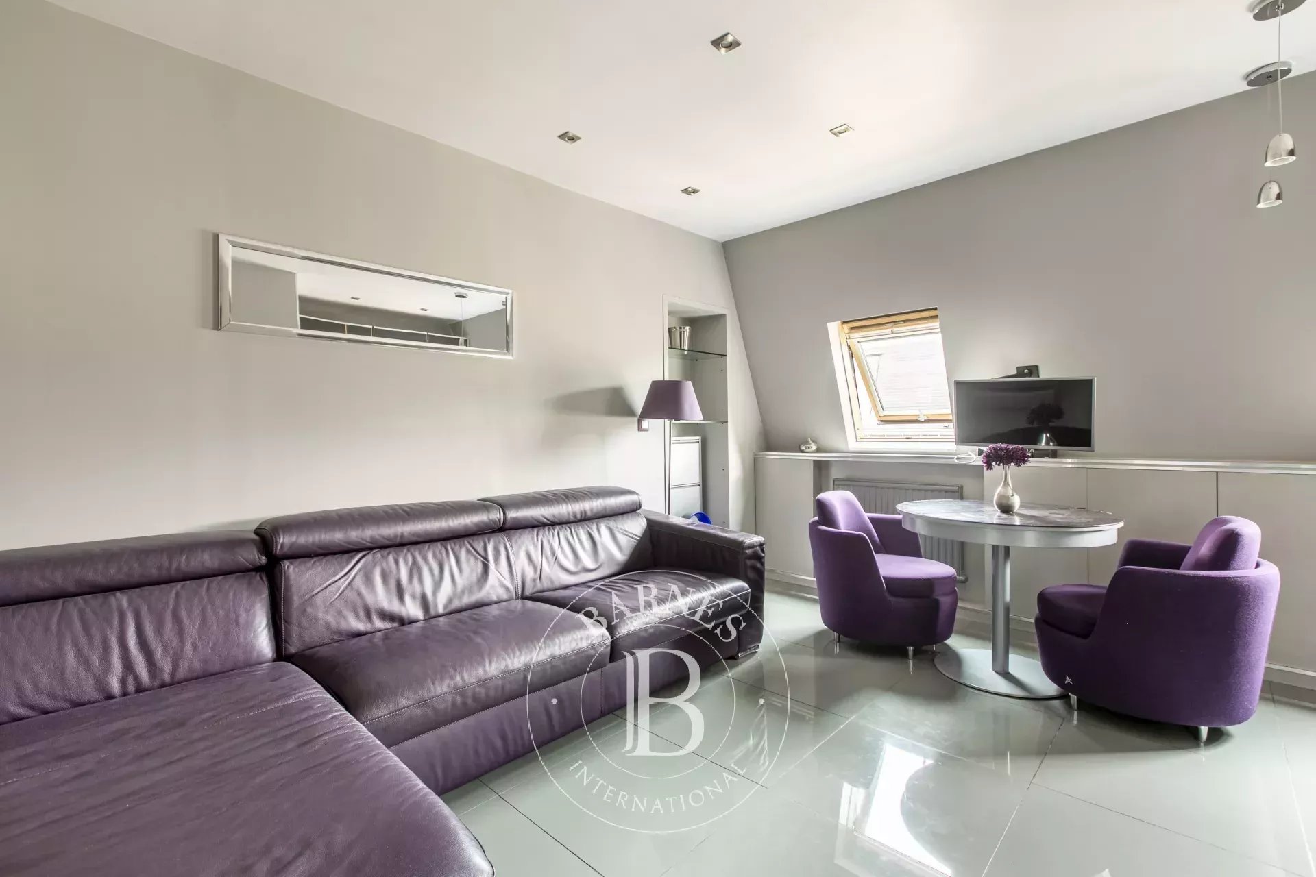 Daire Paris 8ème - picture 4