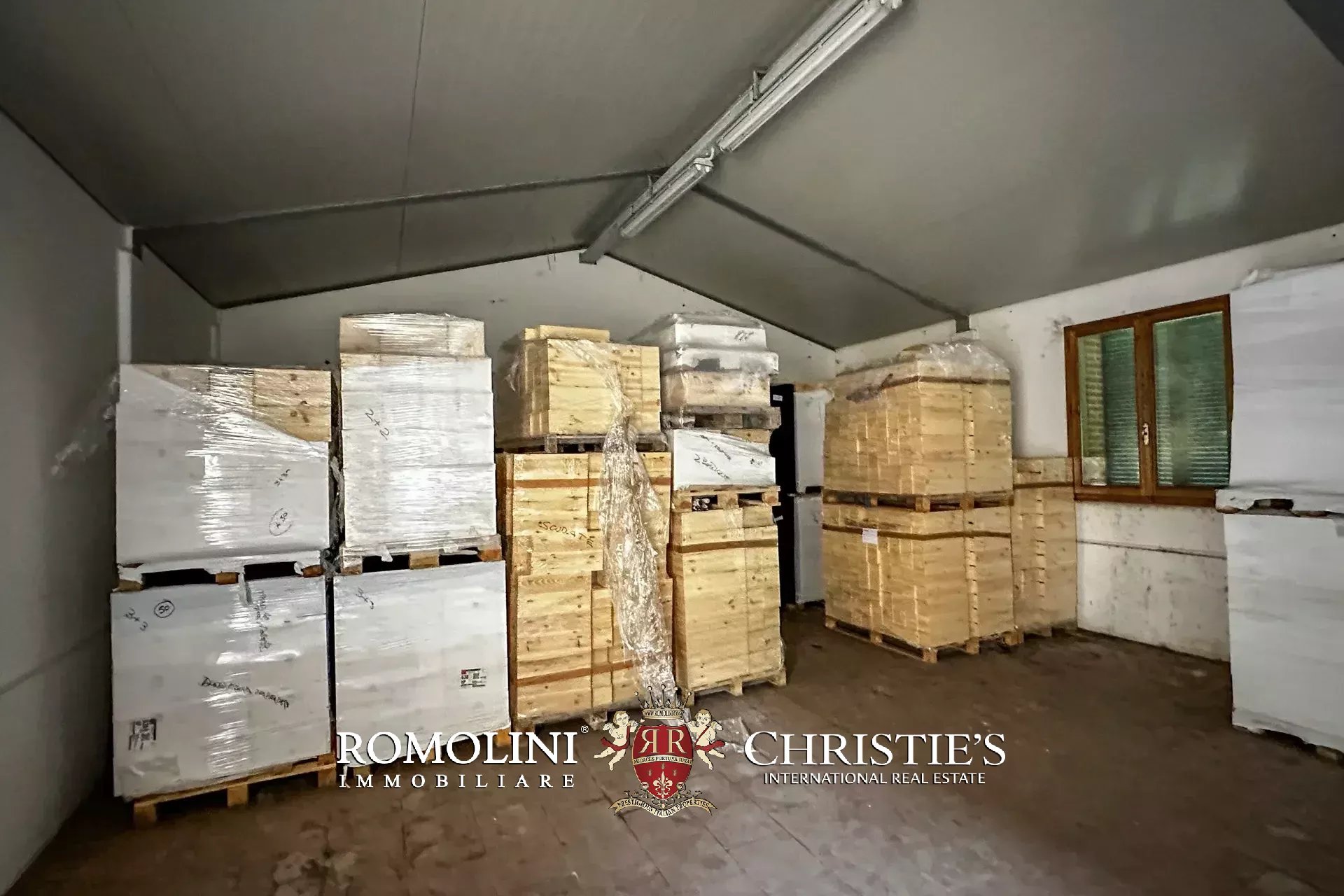 4 Bedroom Vineyard's Image 26