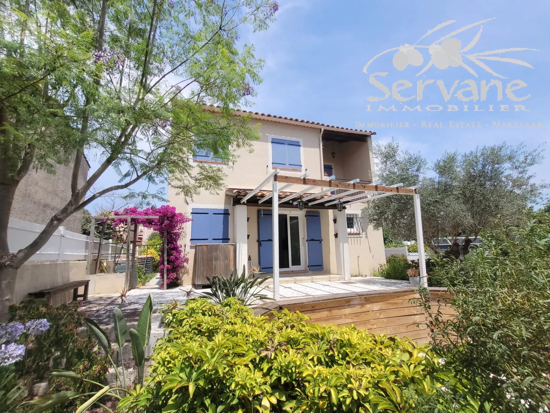 Charming 2-Bedroom Villa with Modern Amenities in Fréjus