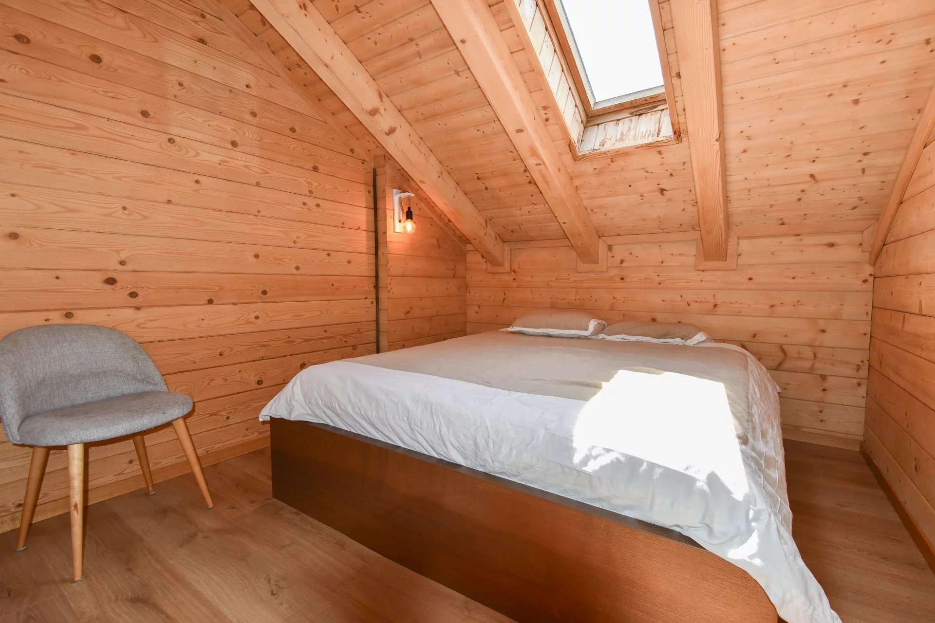 Chalet familial d’exception avec jacuzzi et vue imprenable