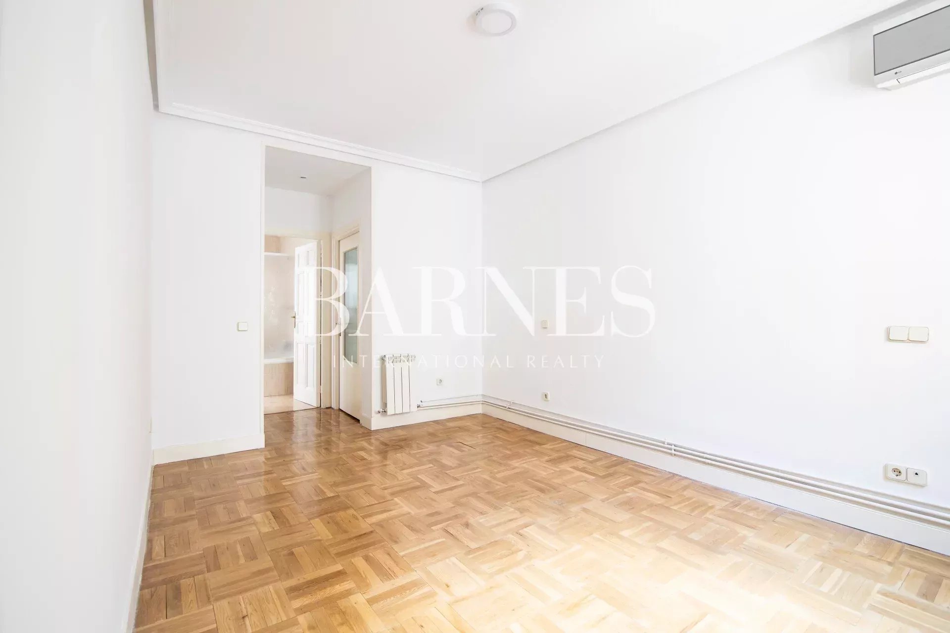 Daire Madrid - picture 25