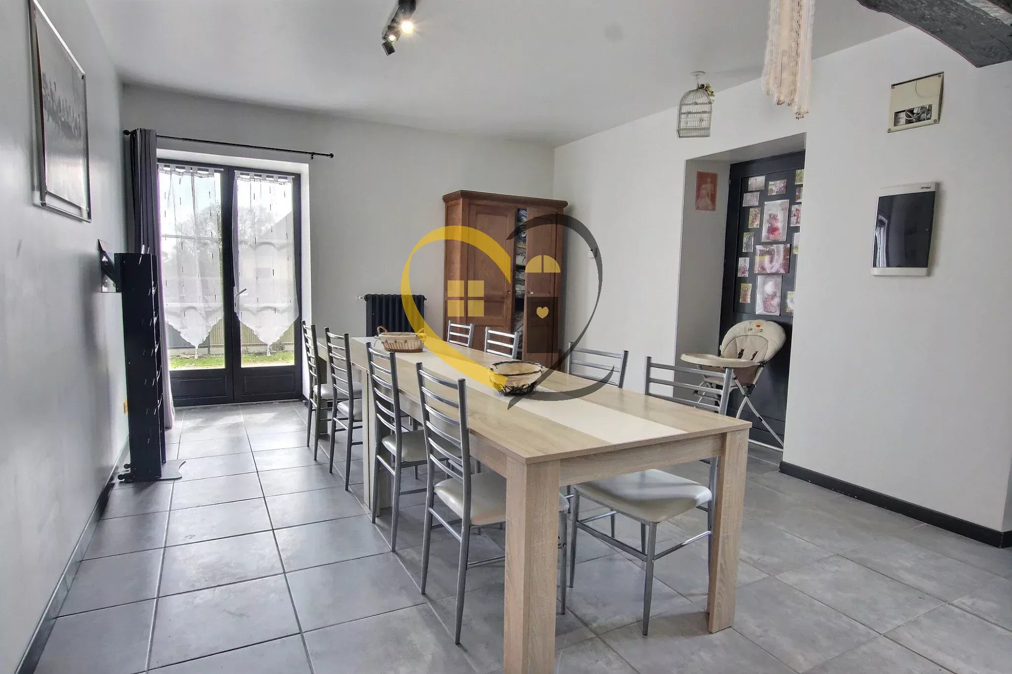 Agence immobilière de 