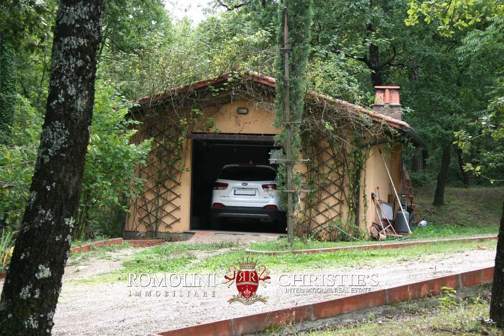 5 Bedroom Villa/Townhouse's Image 14
