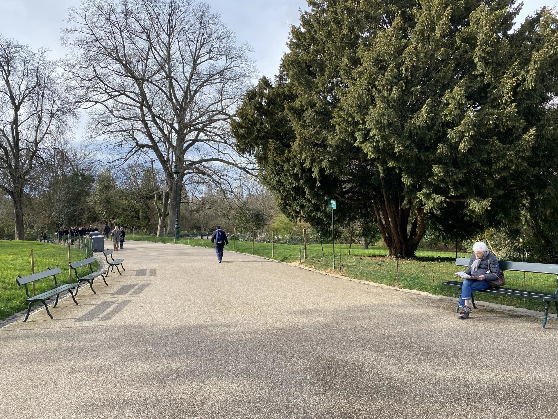 BUTTES CHAUMONT à 2 pas...