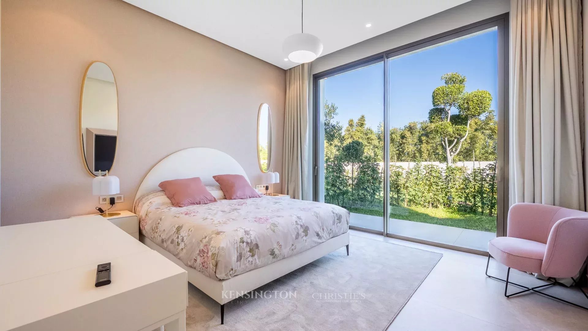 8 Bedroom Villa/Townhouse's Image 51