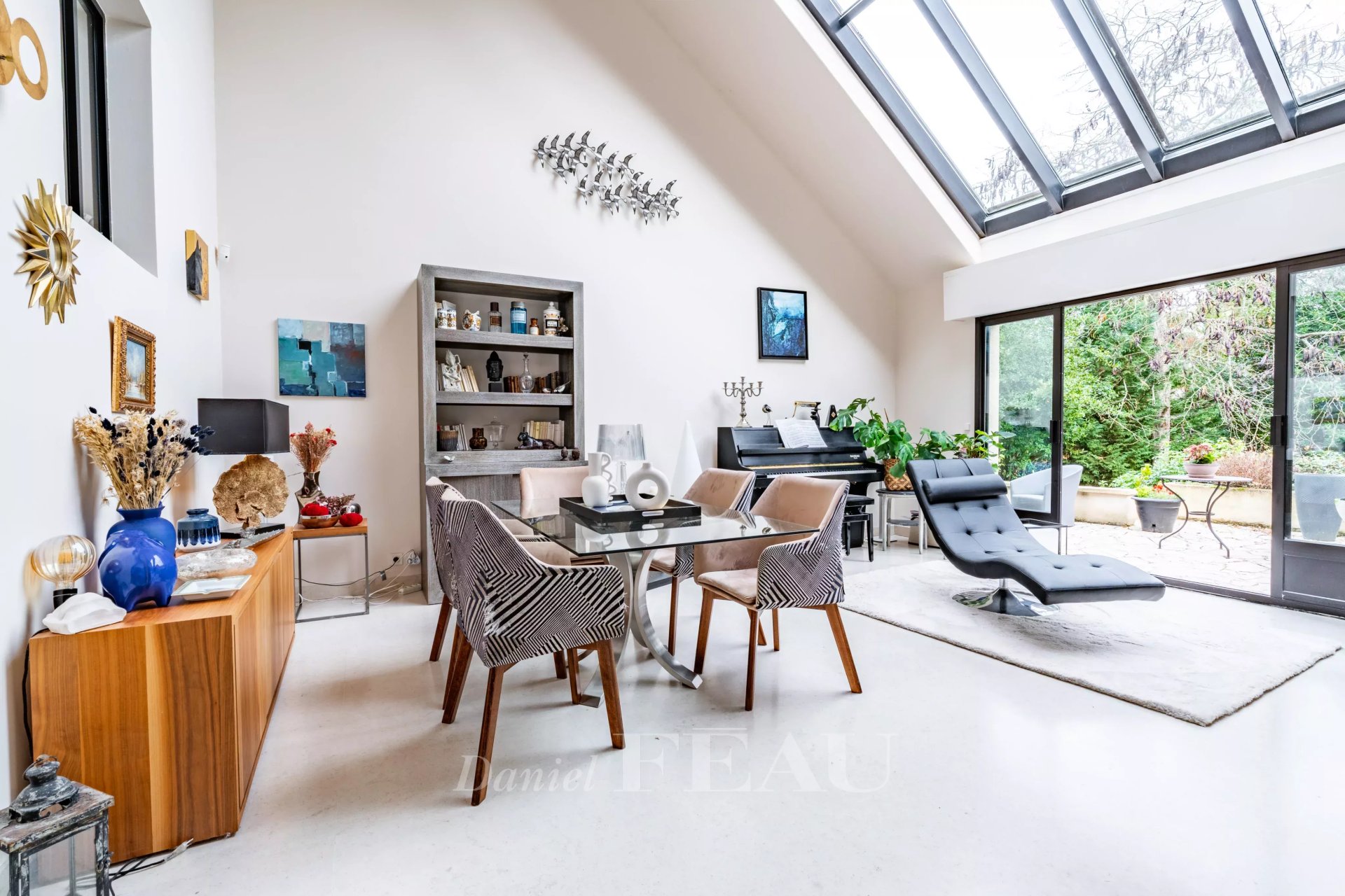 5 Bedroom Villa/Townhouse's Image 6