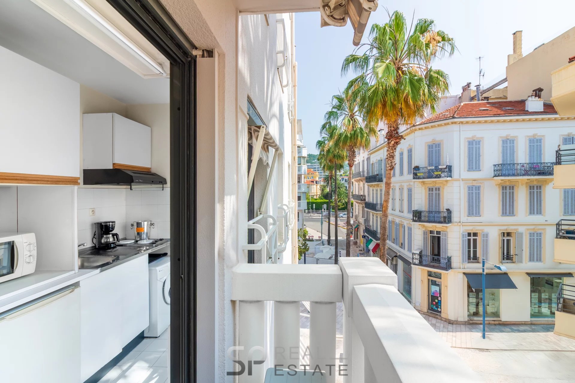 CANNES - RESIDENCE DE SERVICE - STUDIO