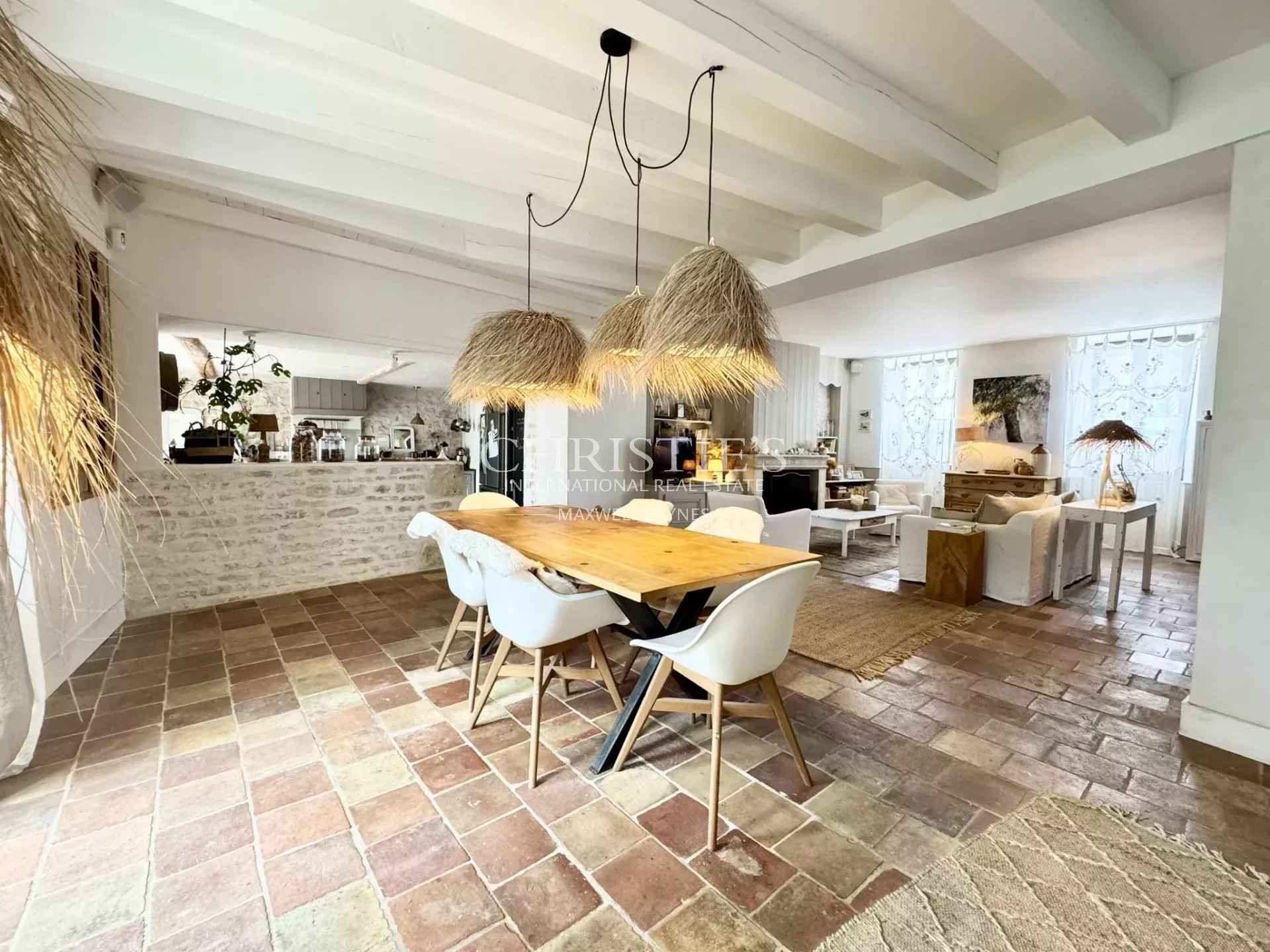 5 Bedroom Villa/Townhouse's Image 9