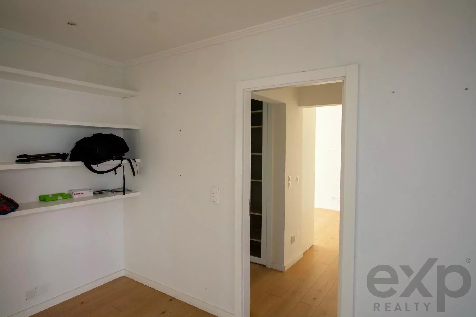 Penthouse Luxury with Sea & Harbour Views in Prime Estoril 85996079 image 6