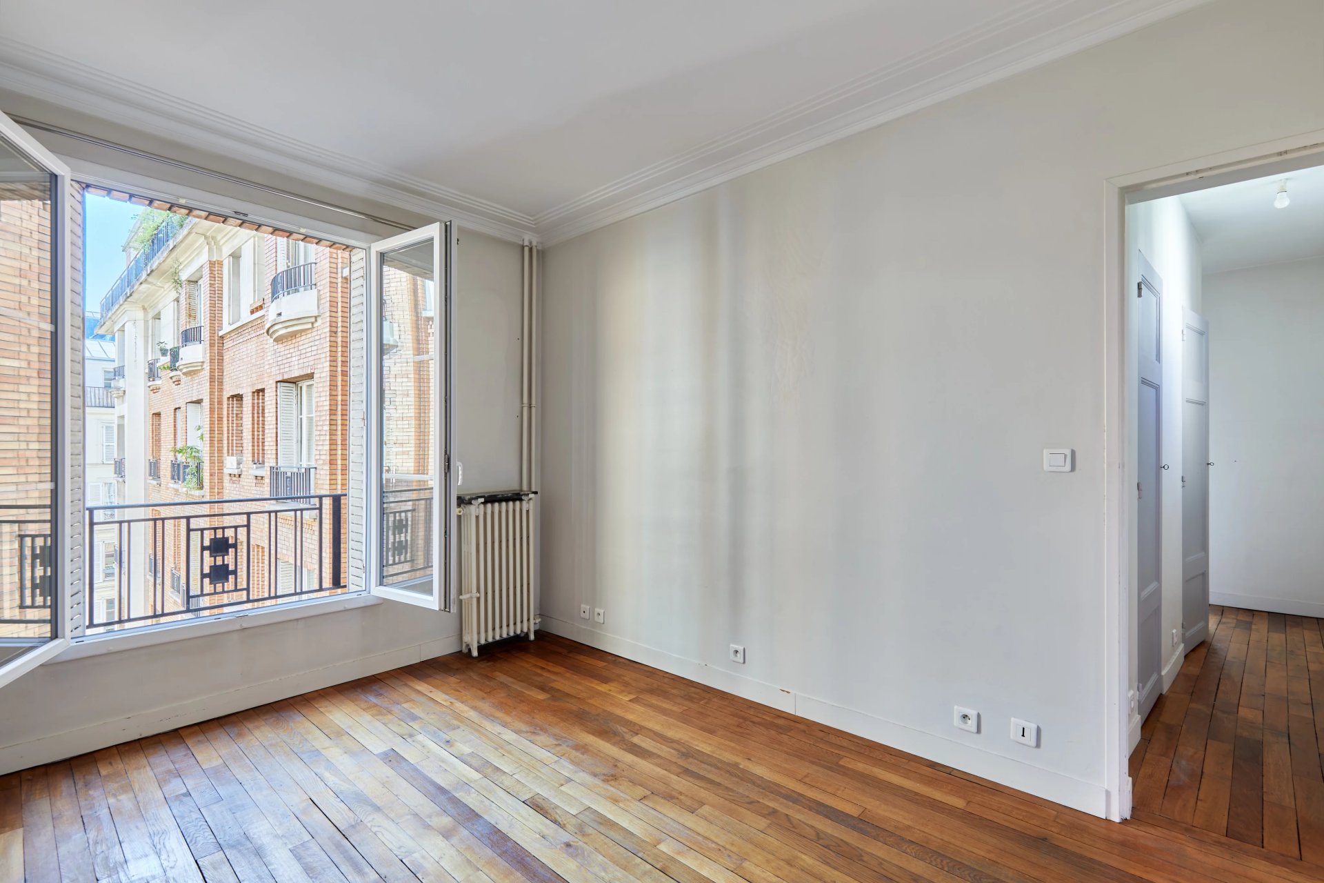 1 Bedroom Apartment/Flat's Image 3