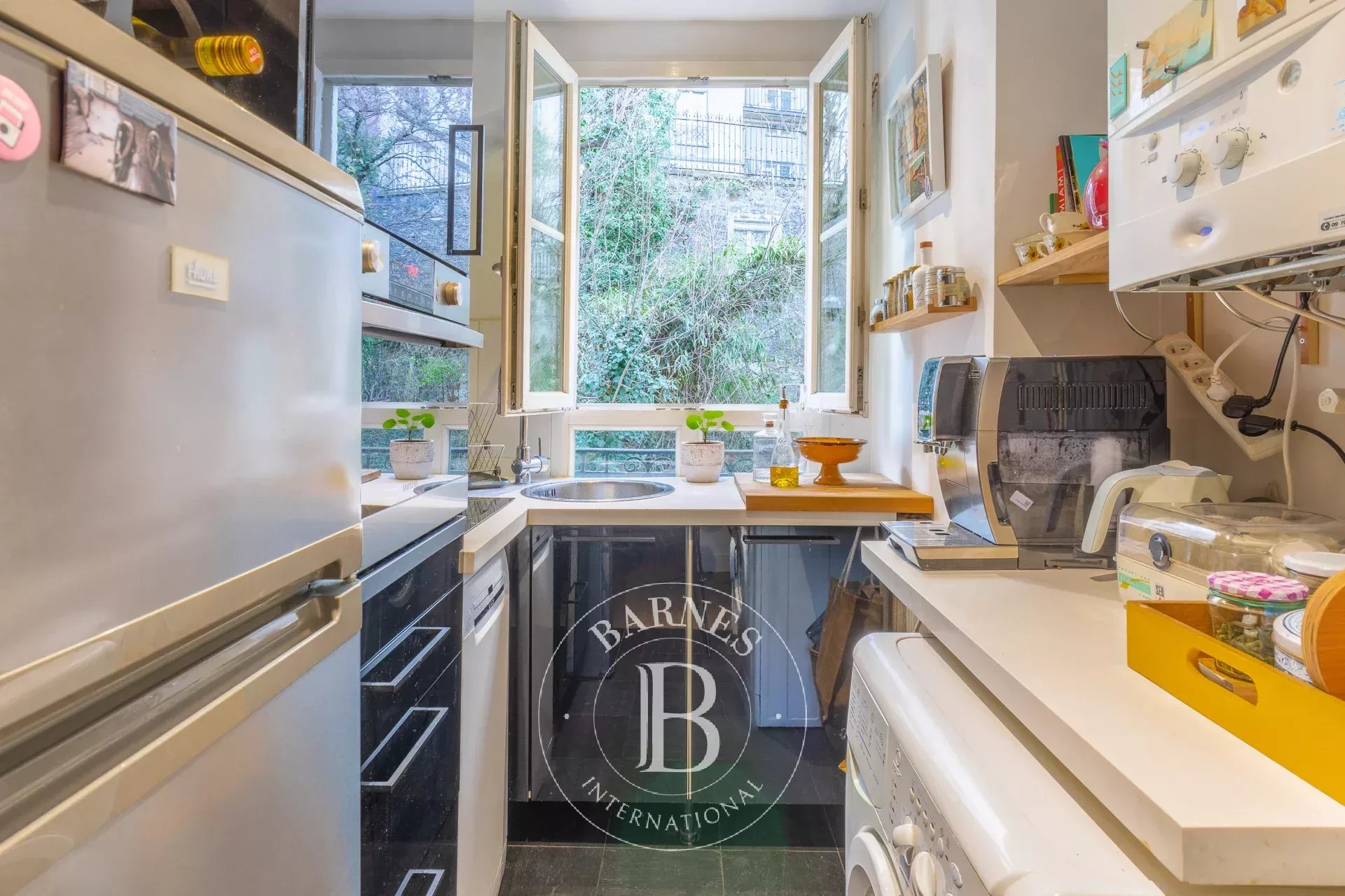 Daire Paris 18ème - picture 9