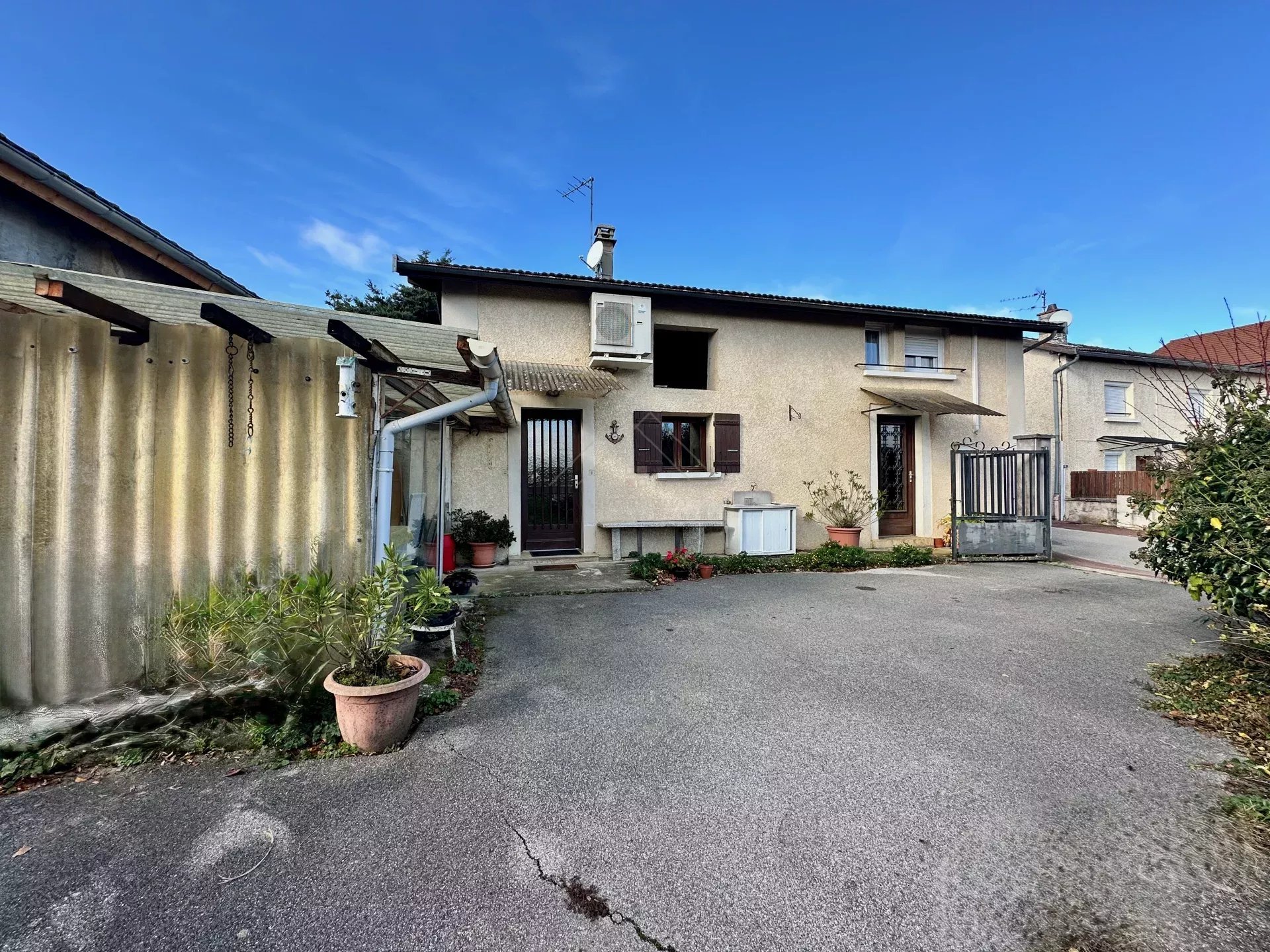 Agence immobilière de 