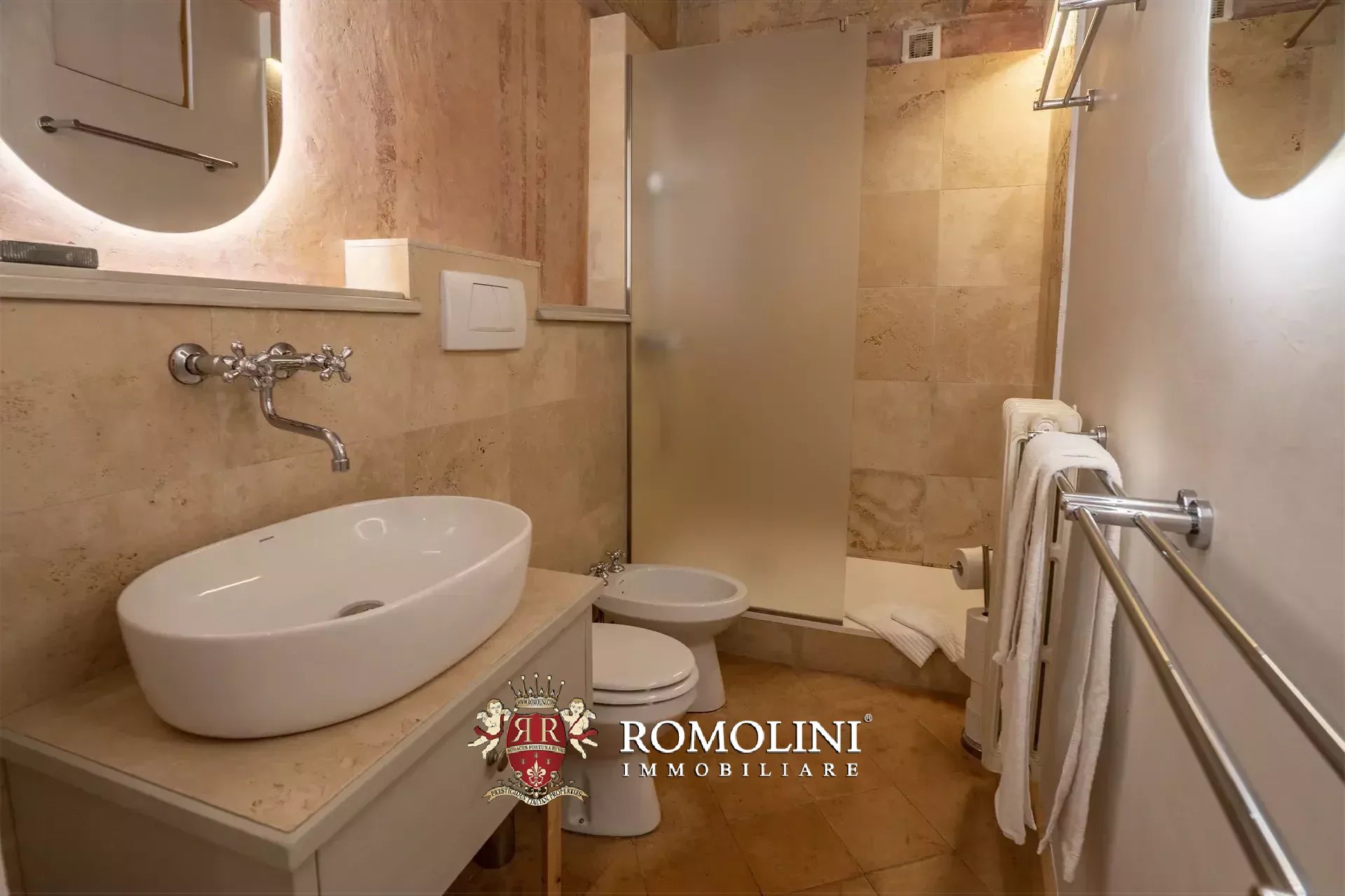 10 Bedroom Villa/Townhouse's Image 102