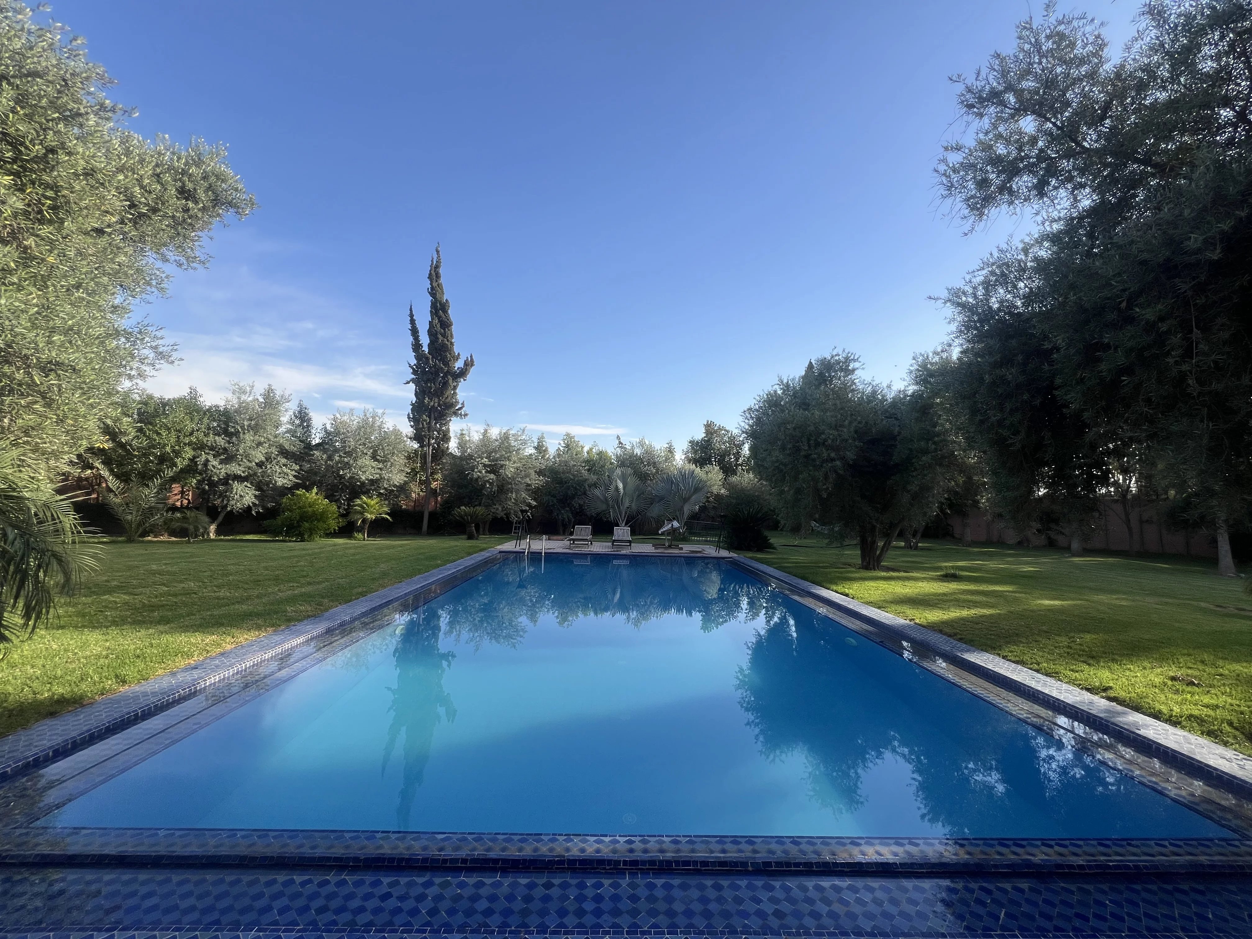 CHARM VILLA IN SECURE ESTATE 10 MINUTES FROM MARRAKECH CENTER