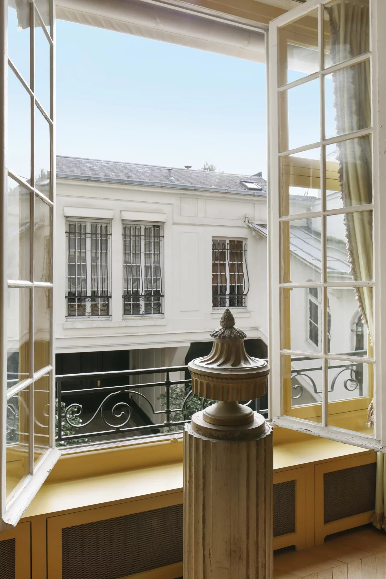 Paris 7e - RUE MONSIEUR