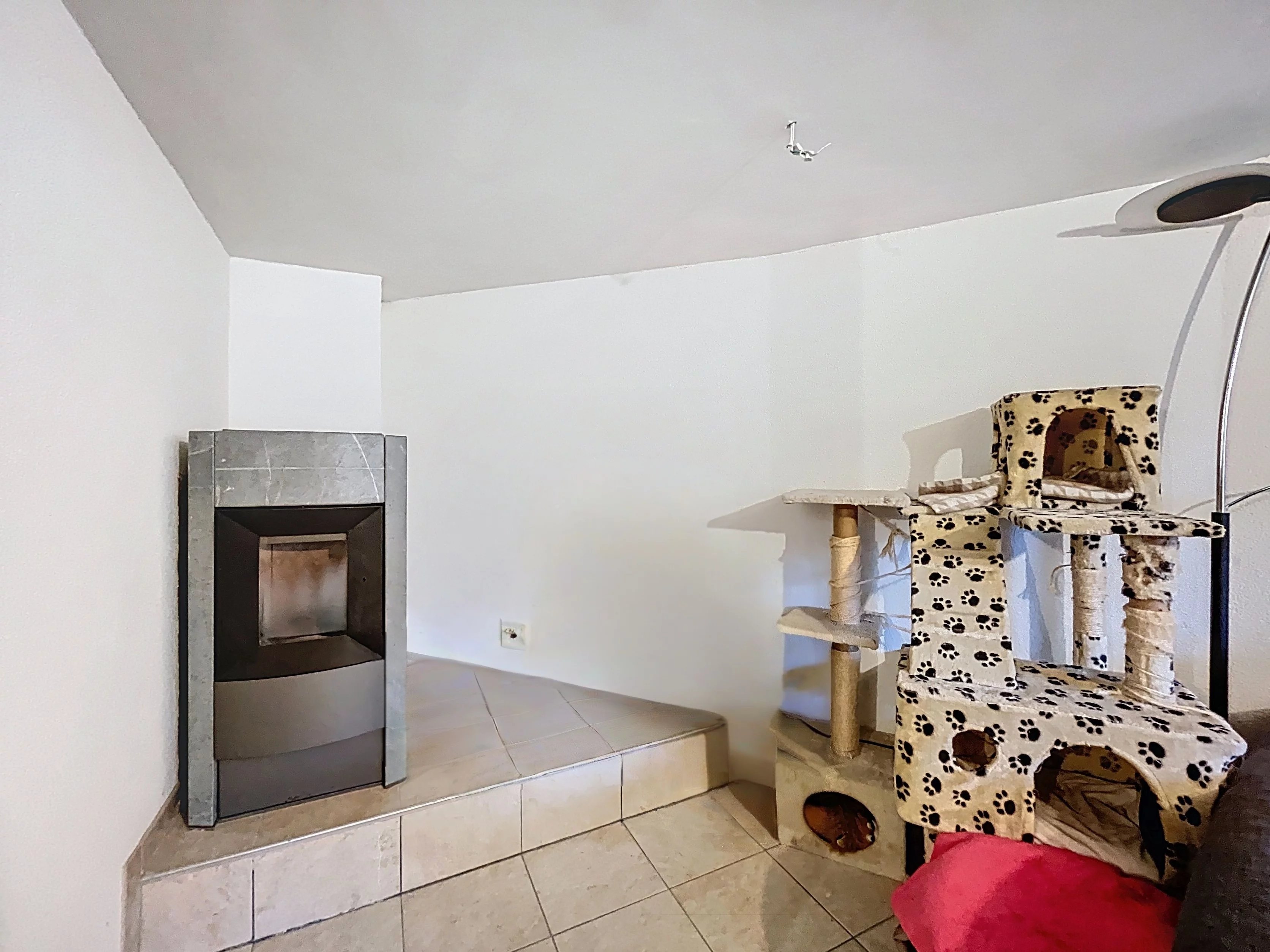 Belle maison contiguë