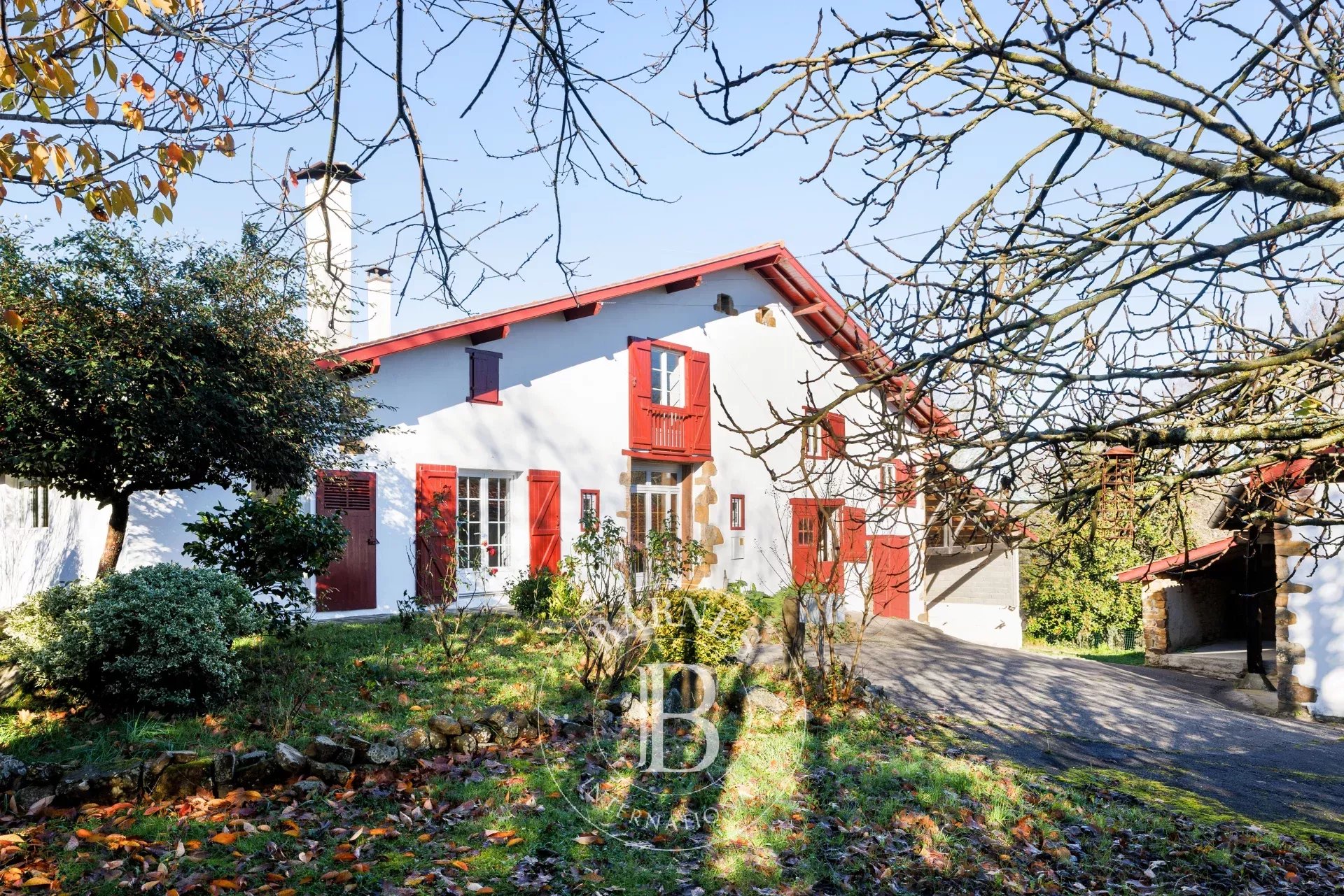 Ferme Saint-Palais  -  ref 86480921 (picture 3)