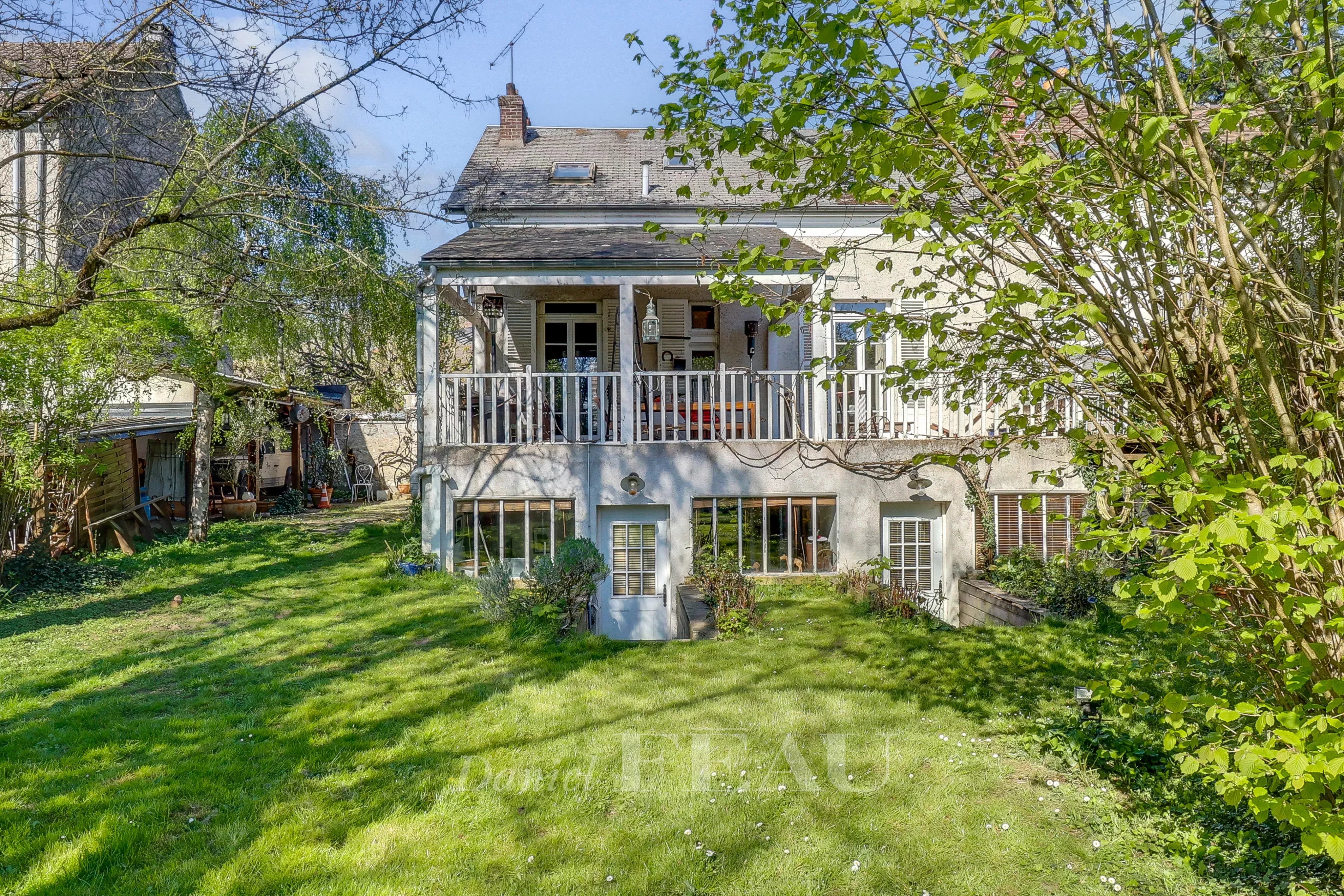 Montfort-l'Amaury centre -  Maison ancienne
