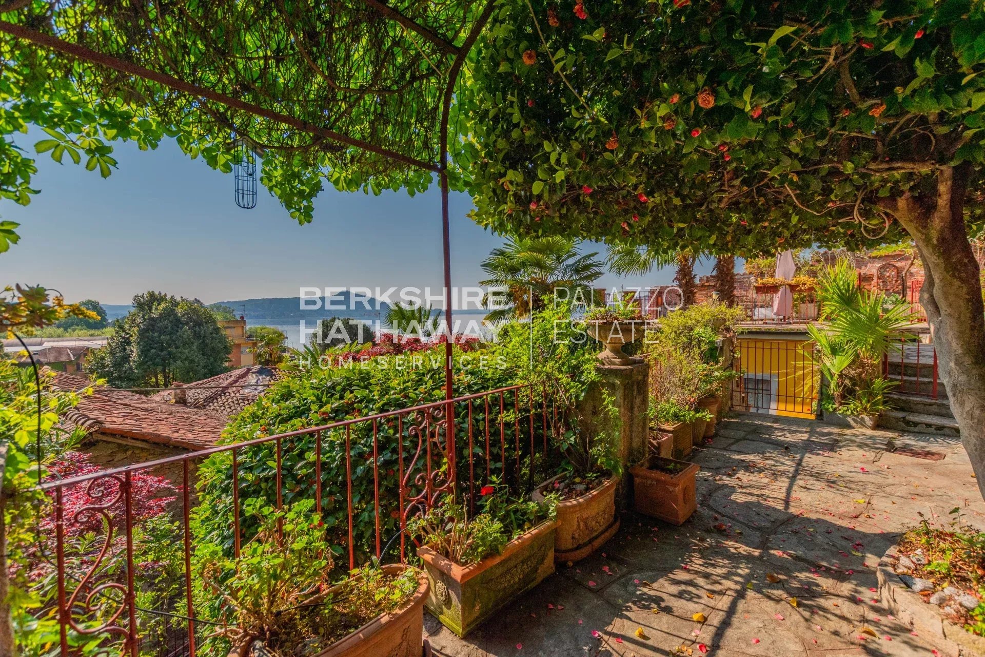 Historic Residence with Three Independent Units and Panoramic Lake Maggiore Views in Solcio di Lesa