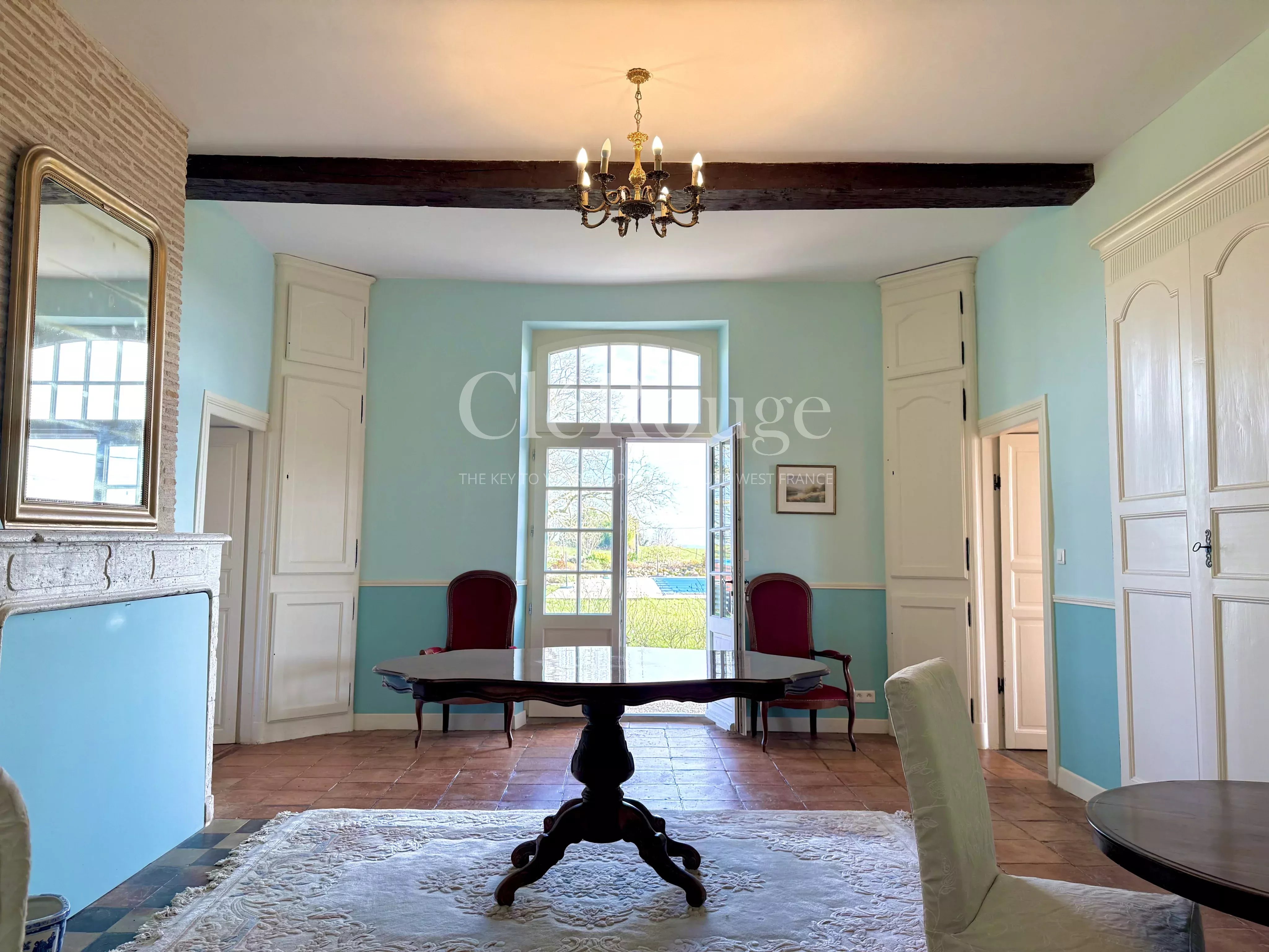 Elégante propriété en pierre avec 2 gîtes, piscine et grange située dans le triangle d'or entre Duras et Eymet