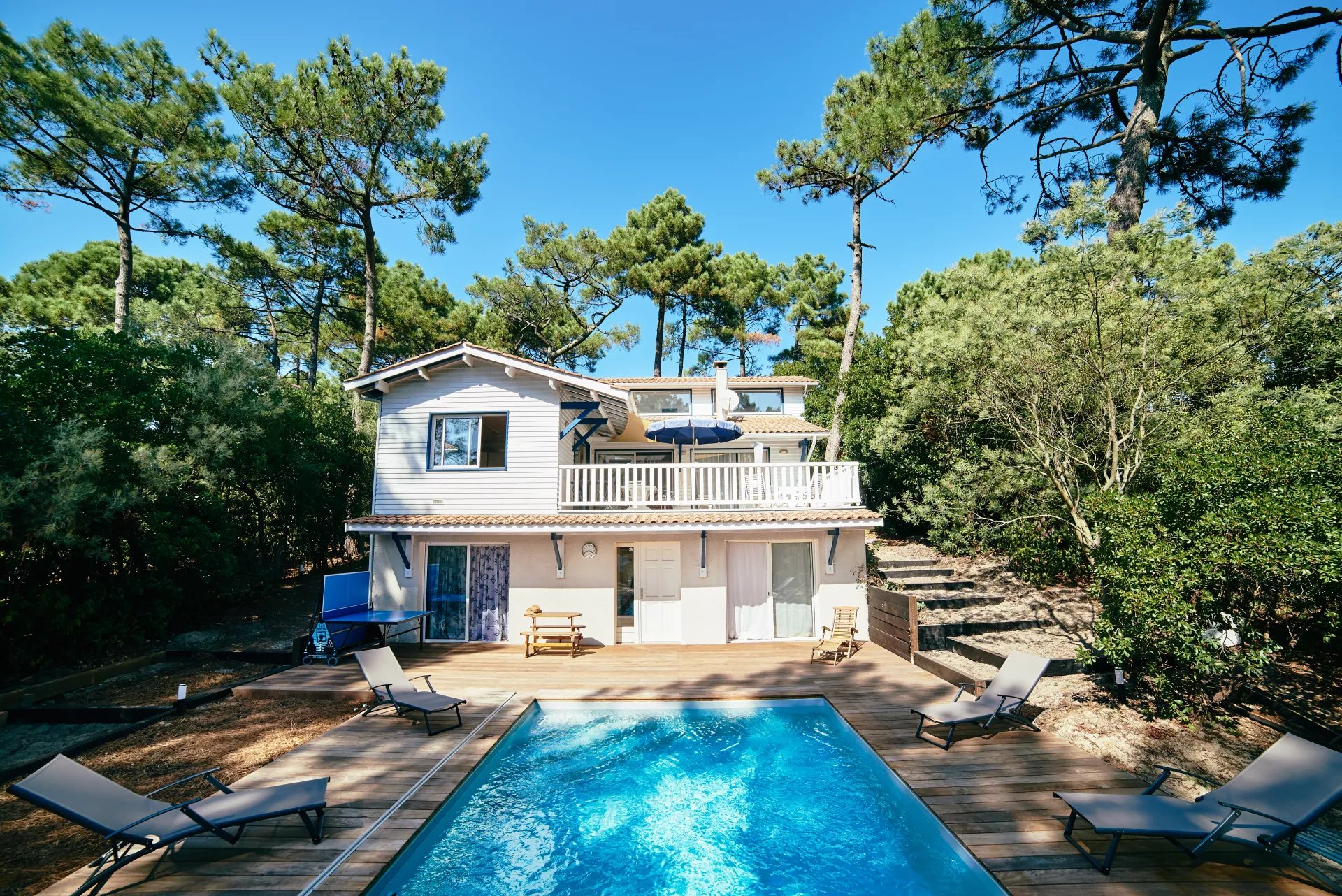 AGREABLE VILLA AVEC PISCINE AU COEUR DU VILLAGE - CAP FERRET - 9 COUCHAGES