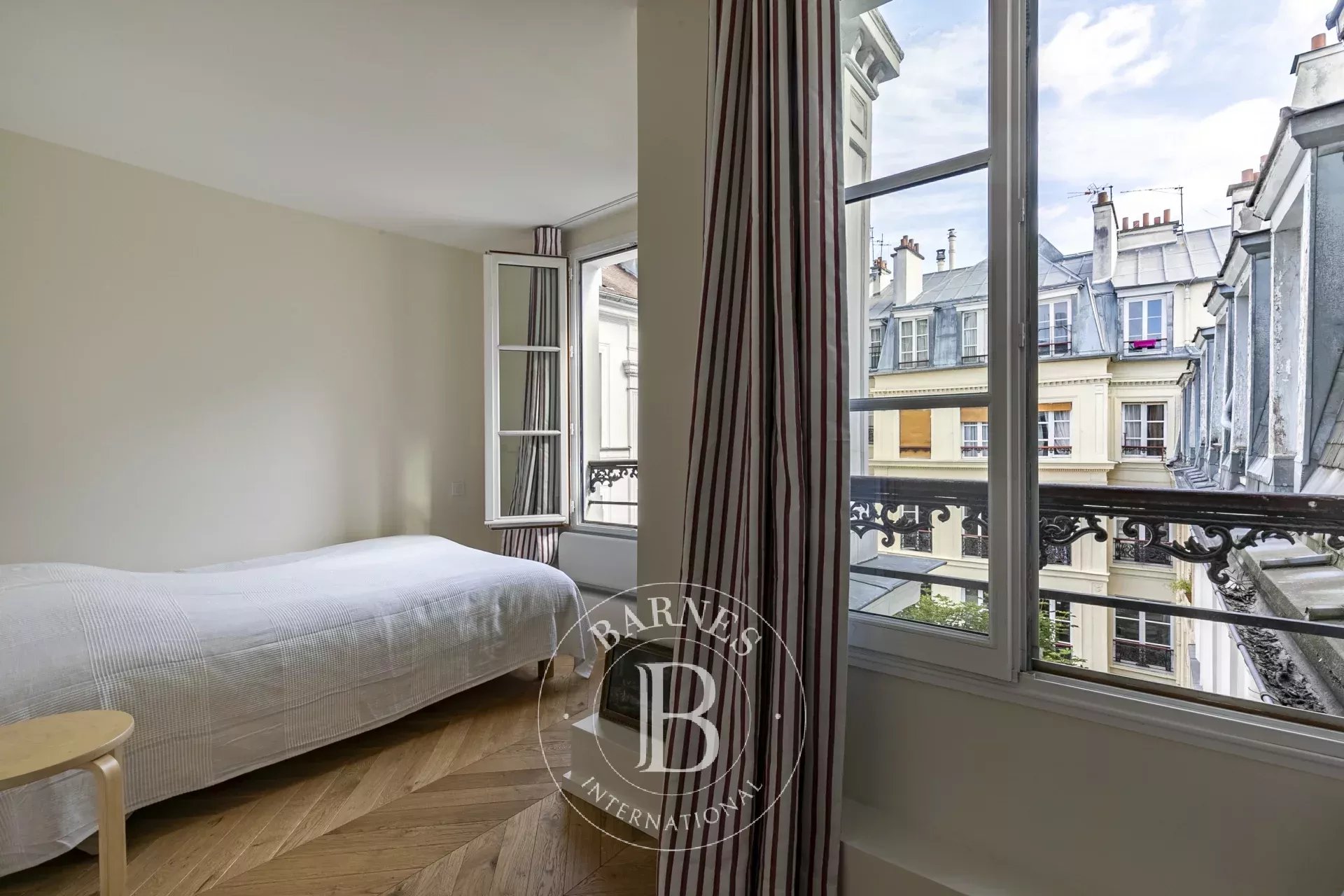 Daire Paris 7ème - picture 5