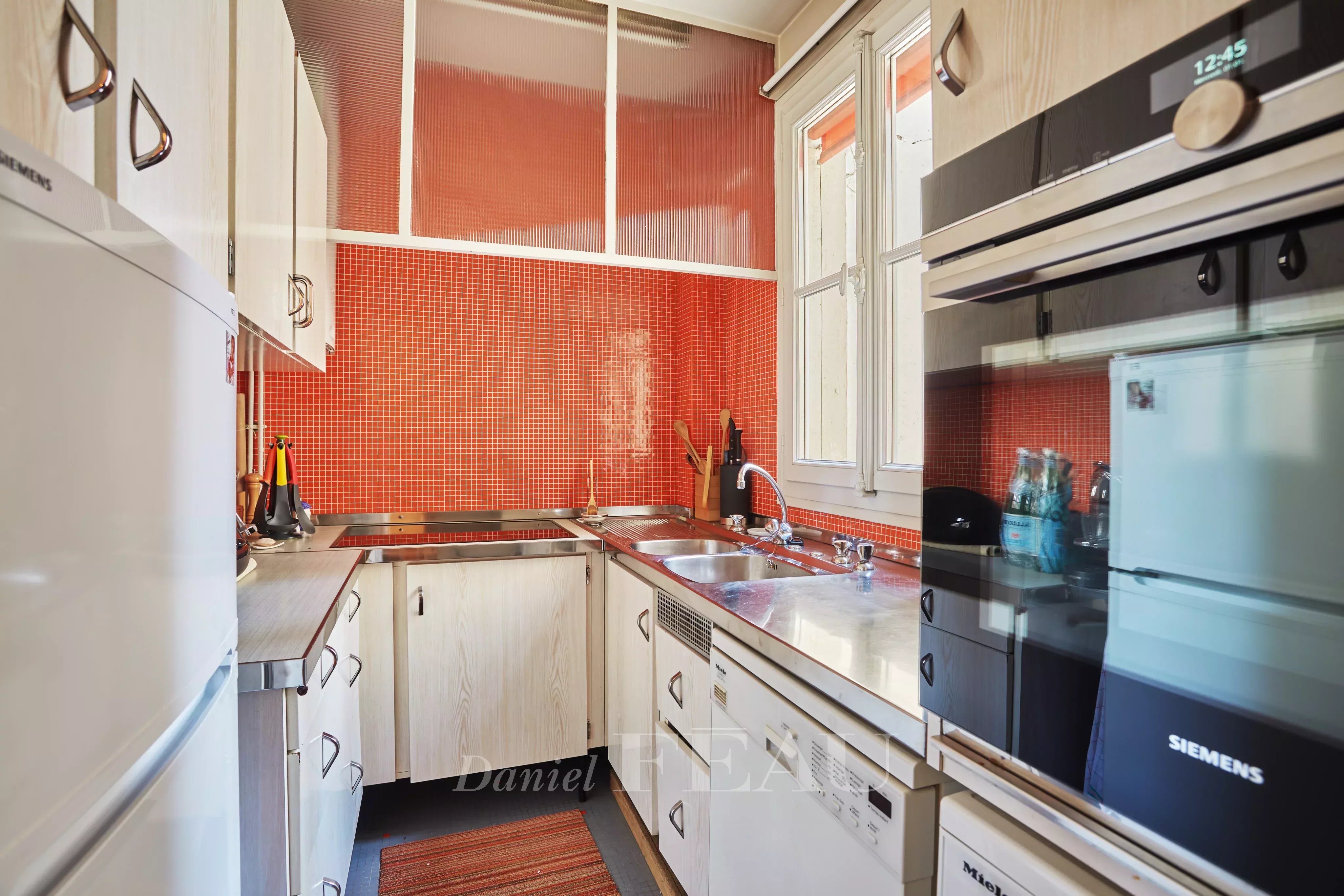 Sale Apartment Paris 16th