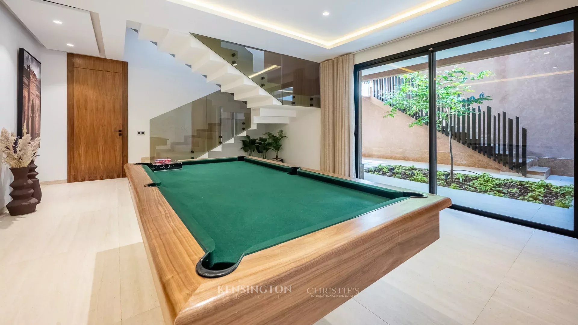 4 Bedroom Villa/Townhouse's Image 12