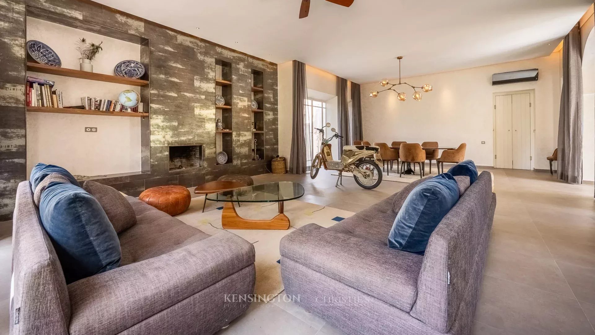 6 Bedroom Villa/Townhouse's Image 6