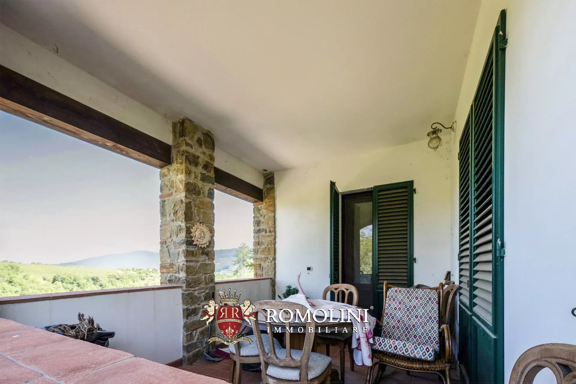 3 Bedroom Vineyard's Image 8
