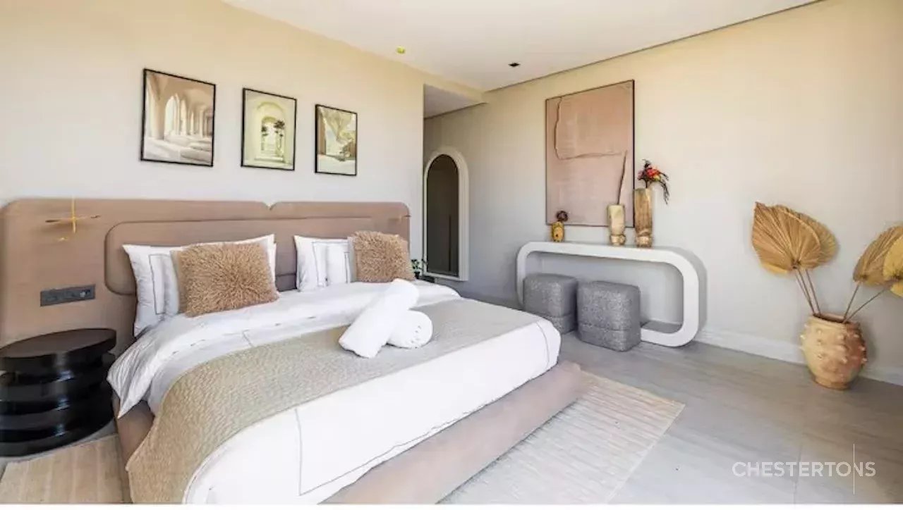  Image of Villa - 5 Bedrooms for Sale in Marrakech-Ménara-Marrakech-Morocco, Image 15