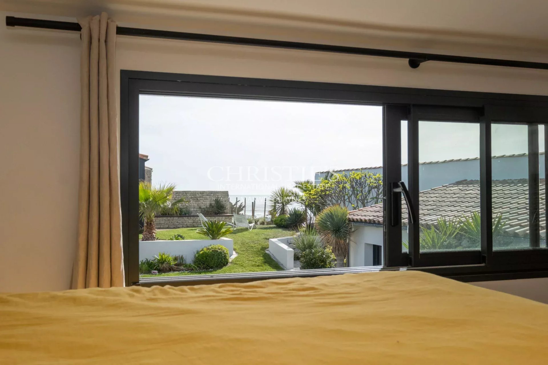 4 Bedroom Villa/Townhouse's Image 4