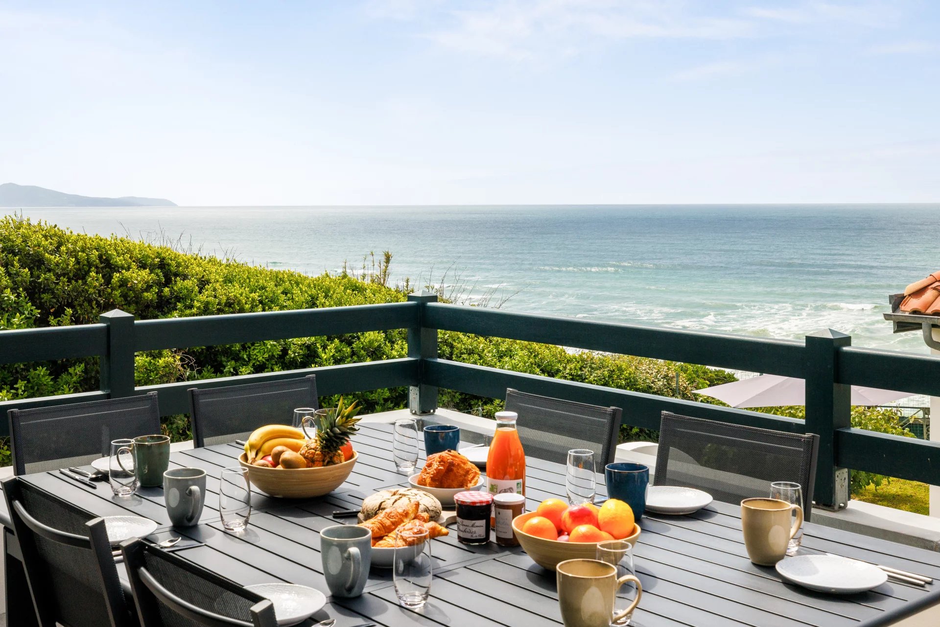 SEASIDE - Charming villa tastefully renovated, swimming pool & panoramic terrace - 4 bedrooms & 4 bathrooms - Biarritz - picture 2