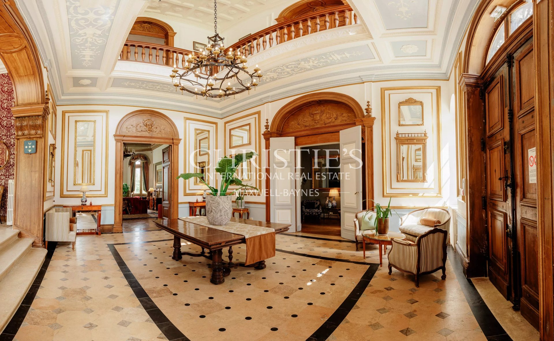 53 Bedroom Chateau's Image 12