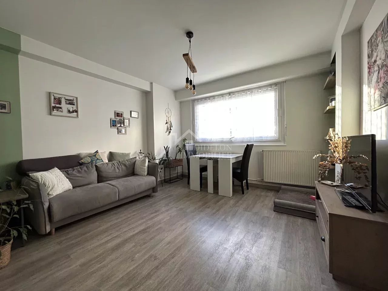 Agence immobilière de 