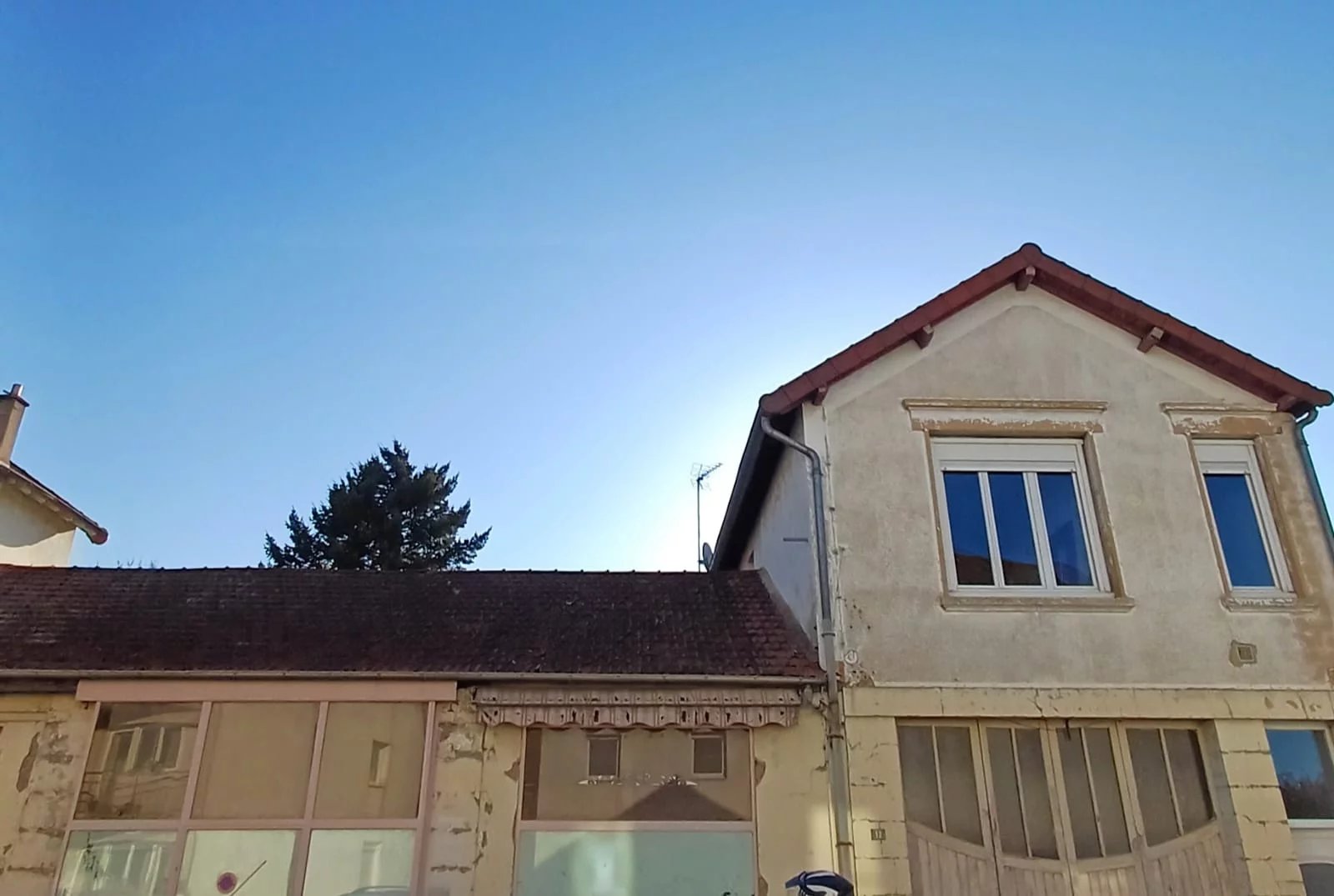 Vente Immeuble Saint-Yorre