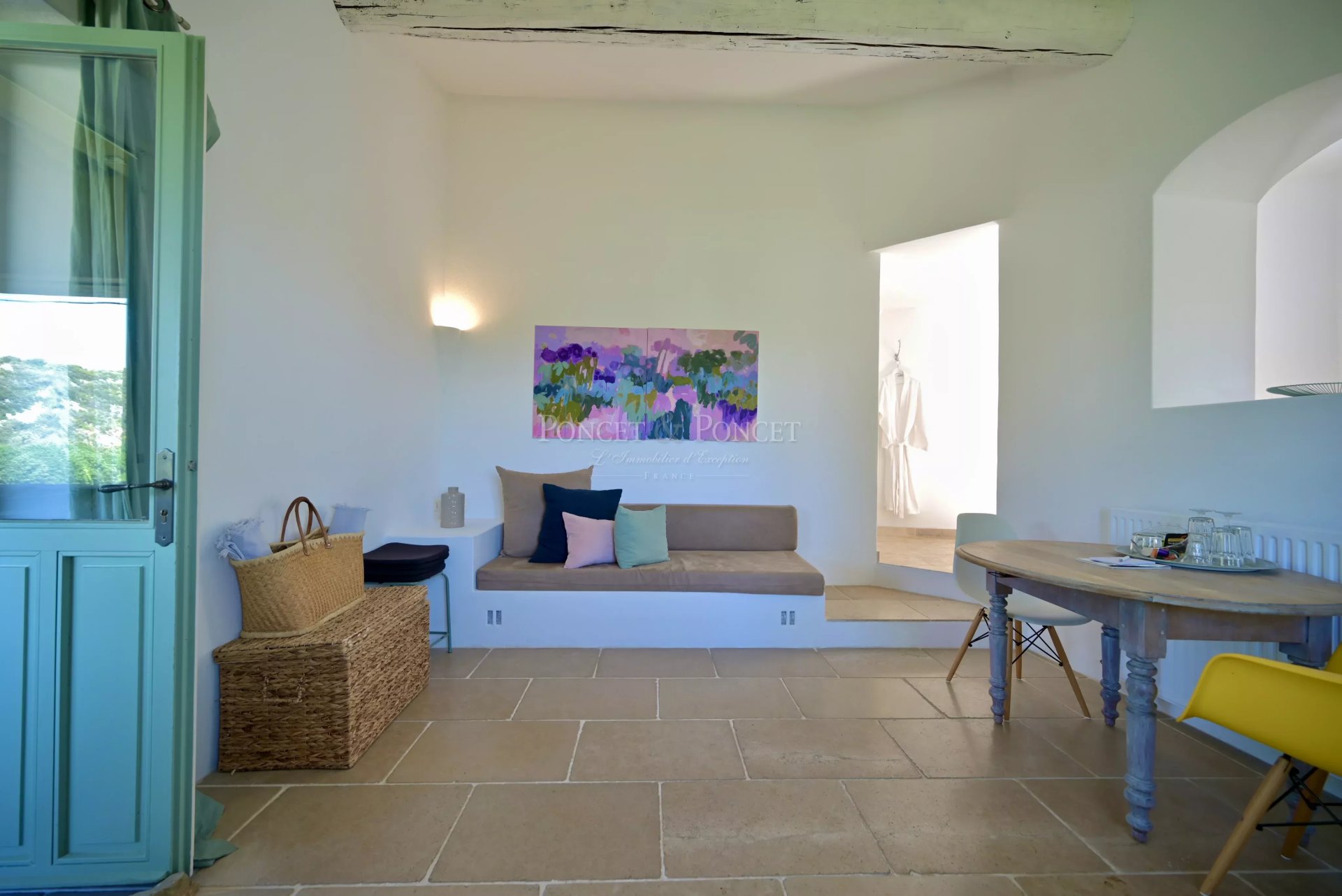 13 Bedroom Villa/Townhouse's Image 4