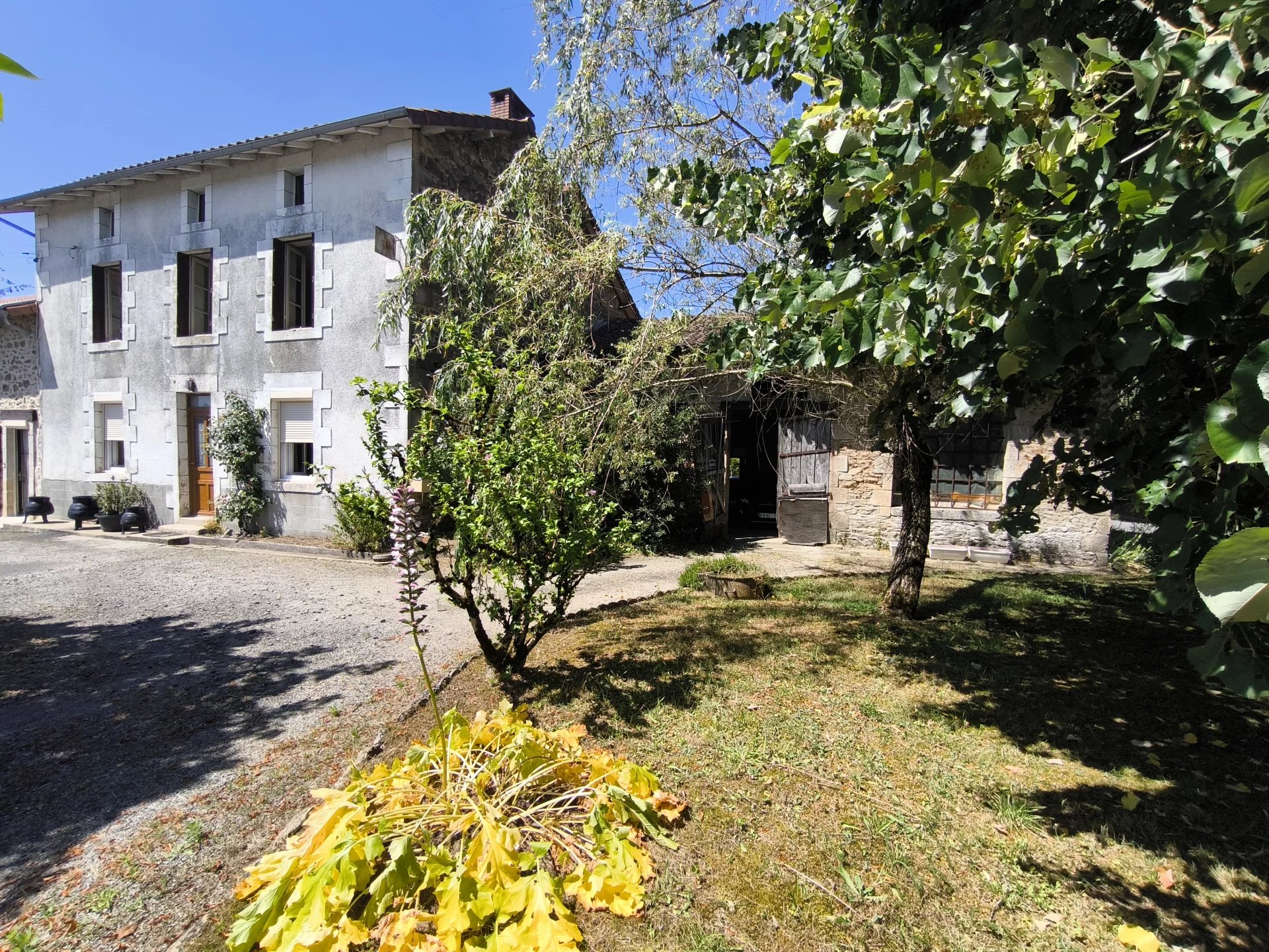 Maison à Saint-Gence  à rénover