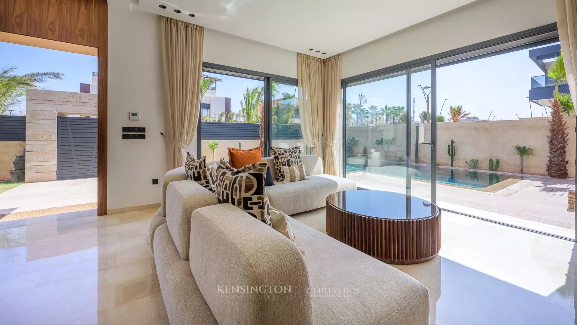 4 Bedroom Villa/Townhouse's Image 9