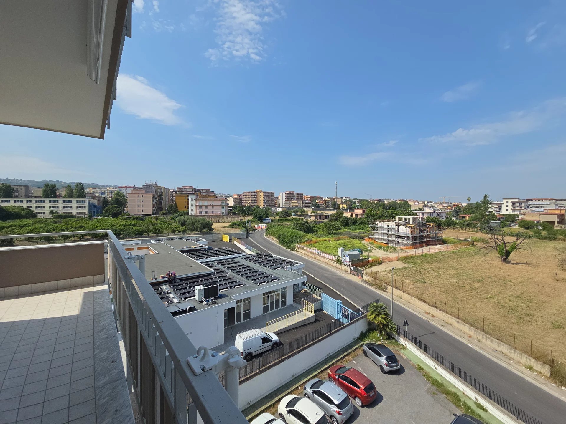 Quadrilocale Ristrutturato "Calvizzano" – Parco Deborah