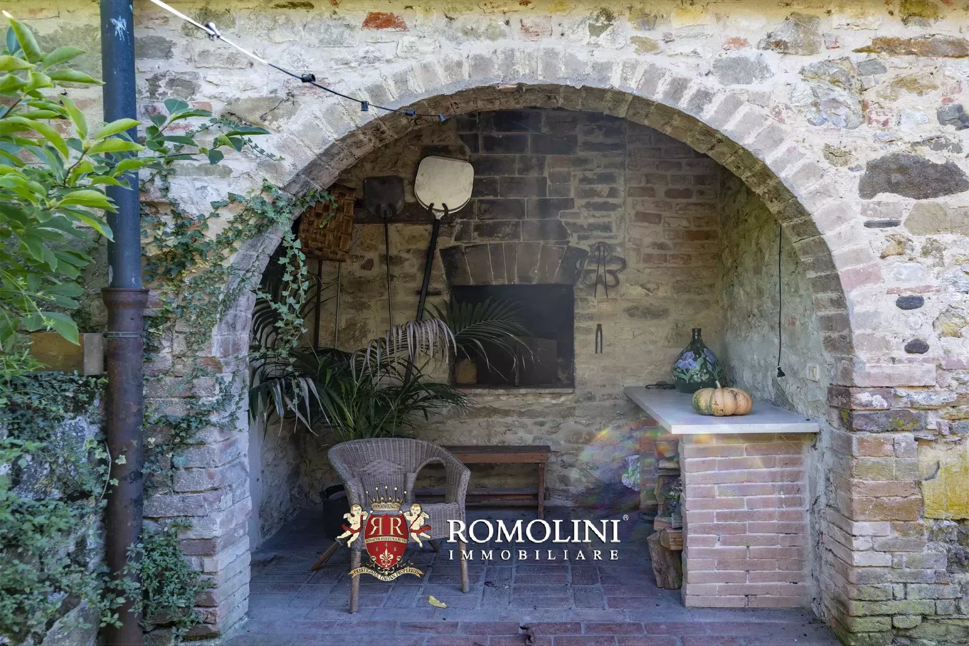 9 Bedroom Horse Property's Image 58